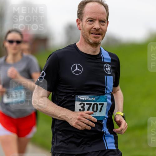 07.04.2024 - 43. Internationalen Wilhelmsburger Insellauf Michael Strokosch http://msf.ph/oto/6041541 07.04.2024 10:30:26 Laufen 3637, 43, 3707 meine-sportfotos.de