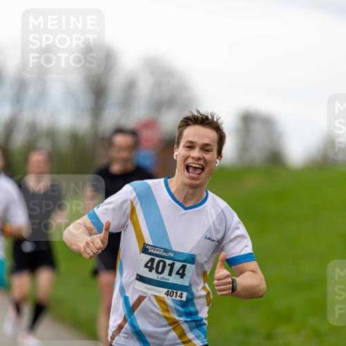 07.04.2024 - 43. Internationalen Wilhelmsburger Insellauf Michael Strokosch http://msf.ph/oto/6041584 07.04.2024 10:30:50 Laufen 4014, 4014 meine-sportfotos.de