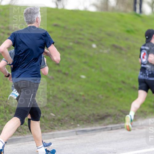 07.04.2024 - 43. Internationalen Wilhelmsburger Insellauf Michael Strokosch http://msf.ph/oto/6041774 07.04.2024 10:38:26 Laufen 2531, 3 meine-sportfotos.de