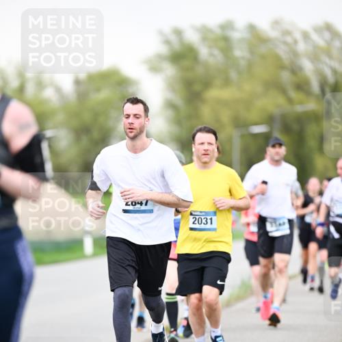 07.04.2024 - 43. Internationalen Wilhelmsburger Insellauf Dr. Thomas Lammeyer http://msf.ph/oto/6041814 07.04.2024 10:39:10 Laufen 2047, 2031 meine-sportfotos.de