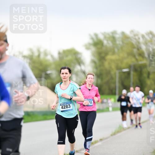 07.04.2024 - 43. Internationalen Wilhelmsburger Insellauf Dr. Thomas Lammeyer http://msf.ph/oto/6041971 07.04.2024 10:39:28 Laufen 4283, 78 meine-sportfotos.de