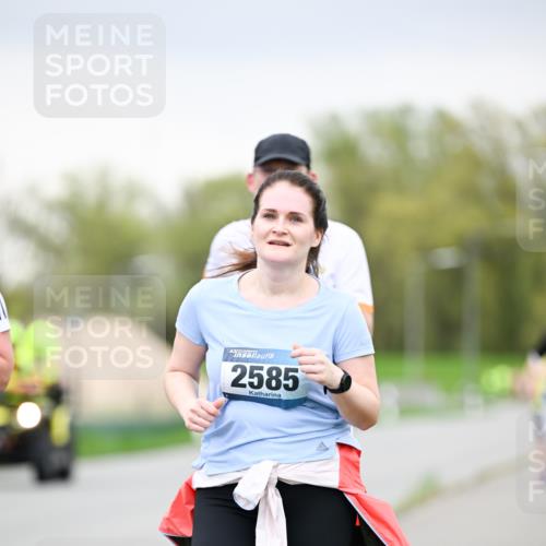 07.04.2024 - 43. Internationalen Wilhelmsburger Insellauf Dr. Thomas Lammeyer http://msf.ph/oto/6042132 07.04.2024 10:39:59 Laufen 43, 2585 meine-sportfotos.de