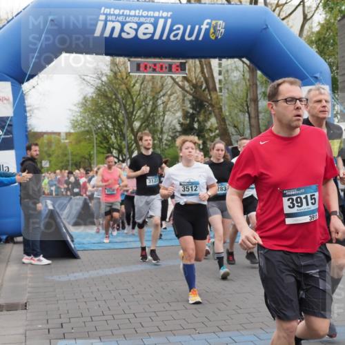 07.04.2024 - 43. Internationalen Wilhelmsburger Insellauf MichiJ http://msf.ph/oto/6042832 07.04.2024 10:40:15 Laufen 3550, 3123, 3512, 283, 3915, 3915, 2458 meine-sportfotos.de