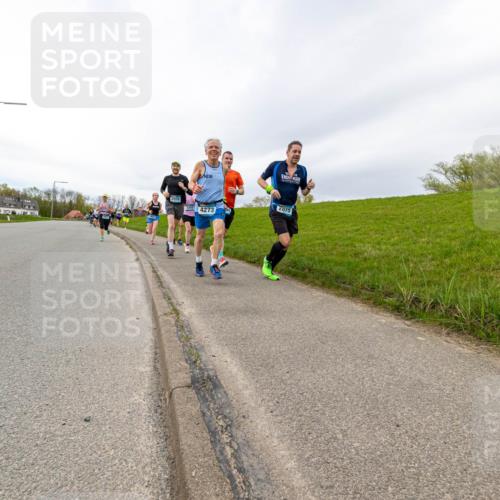 07.04.2024 - 43. Internationalen Wilhelmsburger Insellauf Michael Strokosch http://msf.ph/oto/6043542 07.04.2024 10:31:34 Laufen 2976, 4273, 2815 meine-sportfotos.de