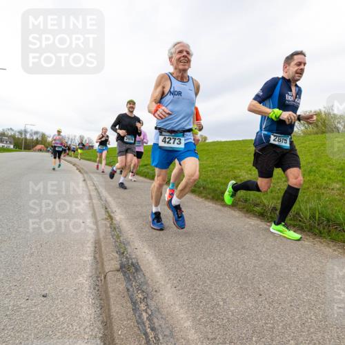 07.04.2024 - 43. Internationalen Wilhelmsburger Insellauf Michael Strokosch http://msf.ph/oto/6043581 07.04.2024 10:31:35 Laufen 2976, 202, 4273, 2815 meine-sportfotos.de