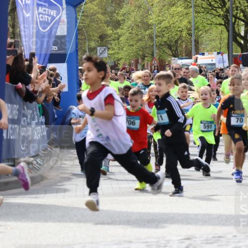 07.04.2024 - 43. Internationalen Wilhelmsburger Insellauf Strokosch-Dieckow http://msf.ph/oto/6064758 07.04.2024 13:04:40 Ziel 3108, 15, 32, 37, 39, 53, 68, 92, 108, 229, 297, 304, 327, 330, 338, 339, 340, 343, 365, 367, 375, 390, 399, 409, 410, 411, 412, 414, 433, 445, 447, 588, 602, 605, 628, 651, 712, 713, 716, 717, 720, 721, 723, 724, 725, 727, 728, 729, 730, 744, 745, 746, 747, 748, 749, 750, 752, 753, 754, 913, 918, 922, 926, 1075, 1076, 1086, 1114, 1115, 1125, 1128 meine-sportfotos.de