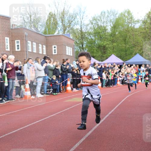 14.04.2024 - Hammer Lauf Strokosch-Dieckow http://msf.ph/oto/6064924 14.04.2024 09:39:21 Ziel  meine-sportfotos.de