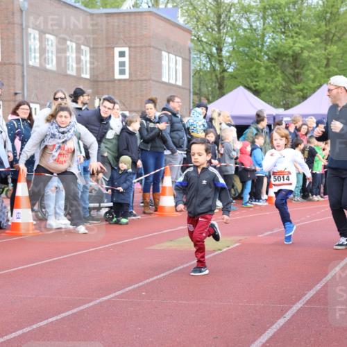 14.04.2024 - Hammer Lauf Strokosch-Dieckow http://msf.ph/oto/6064973 14.04.2024 09:39:50 Ziel  meine-sportfotos.de