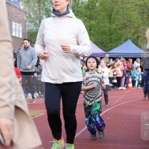 14.04.2024 - Hammer Lauf Strokosch-Dieckow http://msf.ph/oto/6064986 14.04.2024 09:40:00 Ziel  meine-sportfotos.de