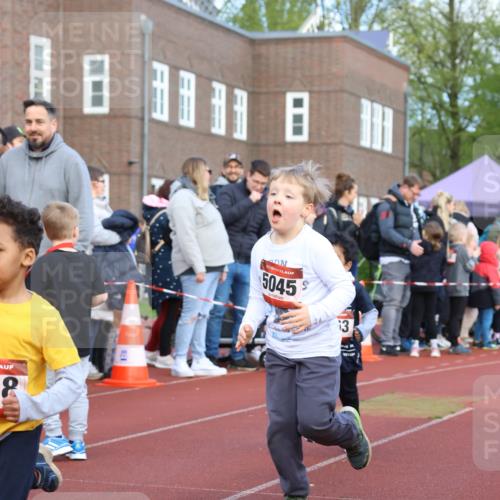 14.04.2024 - Hammer Lauf Strokosch-Dieckow http://msf.ph/oto/6064989 14.04.2024 09:40:02 Ziel  meine-sportfotos.de
