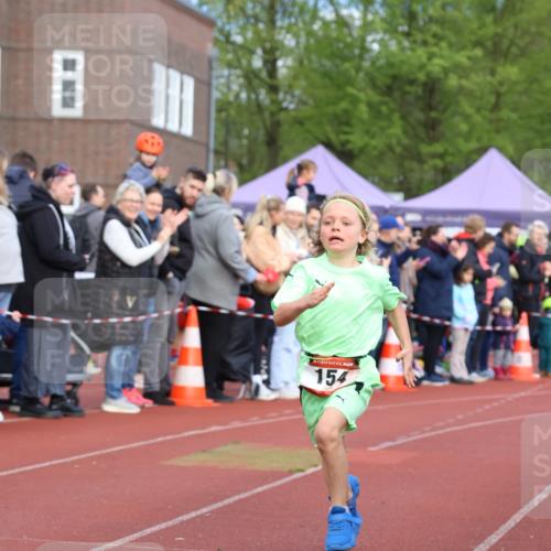 14.04.2024 - Hammer Lauf Strokosch-Dieckow http://msf.ph/oto/6065101 14.04.2024 09:49:32 Ziel 154, 644, 789, 154, 644, 789 meine-sportfotos.de