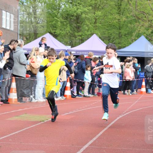 14.04.2024 - Hammer Lauf Strokosch-Dieckow http://msf.ph/oto/6065115 14.04.2024 09:49:41 Ziel 154, 865, 947, 951, 964, 1147, 154, 865, 947, 951, 964, 1147 meine-sportfotos.de