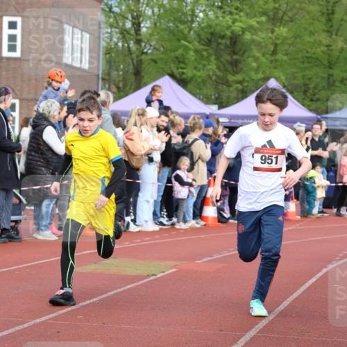 14.04.2024 - Hammer Lauf Strokosch-Dieckow http://msf.ph/oto/6065118 14.04.2024 09:49:41 Ziel 154, 865, 947, 951, 964, 1147, 154, 865, 947, 951, 964, 1147 meine-sportfotos.de