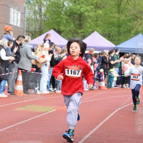 14.04.2024 - Hammer Lauf Strokosch-Dieckow http://msf.ph/oto/6065127 14.04.2024 09:49:47 Ziel 951, 964, 1147, 1167, 1273, 951, 964, 1147, 1167, 1273 meine-sportfotos.de