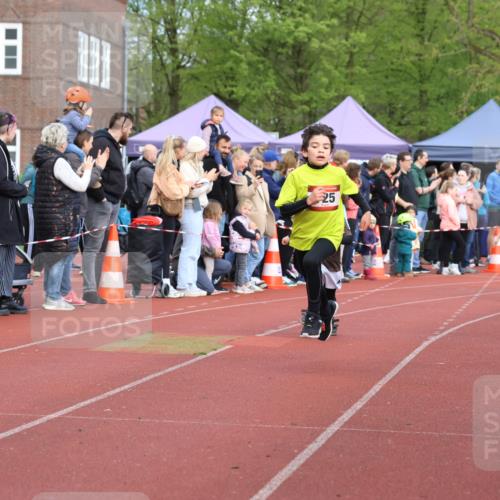 14.04.2024 - Hammer Lauf Strokosch-Dieckow http://msf.ph/oto/6065171 14.04.2024 09:50:09 Ziel 725, 938, 940, 953, 1253, 1286, 1343, 725, 938, 940, 953, 1253, 1286, 1343 meine-sportfotos.de