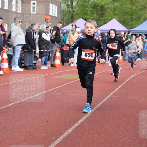 14.04.2024 - Hammer Lauf Strokosch-Dieckow http://msf.ph/oto/6065229 14.04.2024 09:50:33 Ziel 786, 840, 855, 933, 942, 1007, 1191, 1259, 1294, 1377, 786, 840, 855, 933, 942, 1007, 1191, 1259, 1294, 1377 meine-sportfotos.de