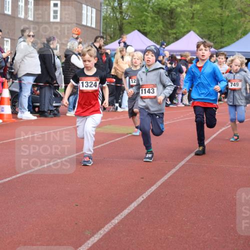 14.04.2024 - Hammer Lauf Strokosch-Dieckow http://msf.ph/oto/6065234 14.04.2024 09:50:35 Ziel 749, 786, 855, 933, 936, 942, 974, 1007, 1143, 1259, 1294, 1324, 1377, 749, 786, 855, 933, 936, 942, 974, 1007, 1143, 1259, 1294, 1324, 1377 meine-sportfotos.de