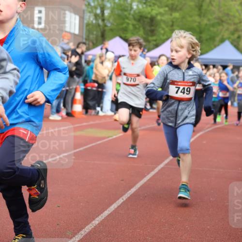 14.04.2024 - Hammer Lauf Strokosch-Dieckow http://msf.ph/oto/6065240 14.04.2024 09:50:36 Ziel 749, 786, 855, 936, 942, 970, 974, 1007, 1143, 1203, 1259, 1294, 1324, 1377, 749, 786, 855, 936, 942, 970, 974, 1007, 1143, 1203, 1259, 1294, 1324, 1377 meine-sportfotos.de