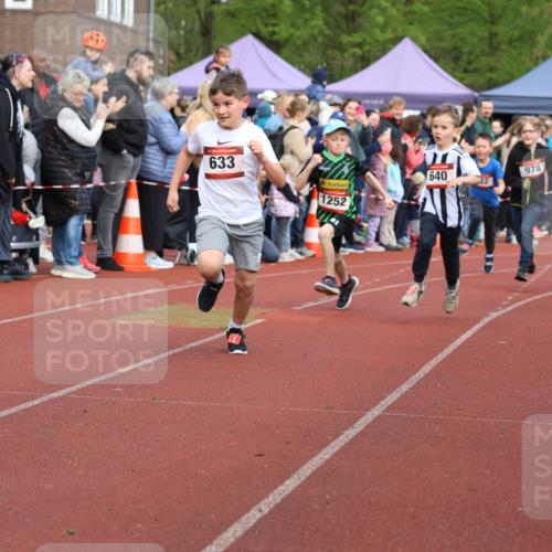 14.04.2024 - Hammer Lauf Strokosch-Dieckow http://msf.ph/oto/6065274 14.04.2024 09:50:53 Ziel 498, 514, 542, 633, 640, 648, 705, 957, 967, 1035, 1180, 1252, 1362, 1394, 498, 514, 542, 633, 640, 648, 705, 957, 967, 1035, 1180, 1252, 1362, 1394 meine-sportfotos.de