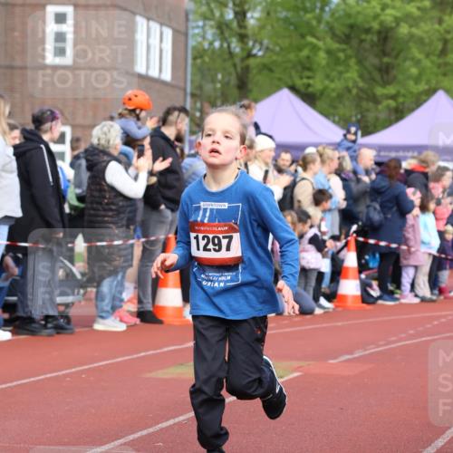 14.04.2024 - Hammer Lauf Strokosch-Dieckow http://msf.ph/oto/6065309 14.04.2024 09:51:15 Ziel 463, 544, 619, 639, 689, 752, 948, 956, 986, 1042, 1107, 463, 544, 619, 639, 689, 752, 948, 956, 986, 1042, 1107 meine-sportfotos.de
