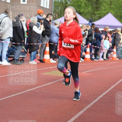 14.04.2024 - Hammer Lauf Strokosch-Dieckow http://msf.ph/oto/6065333 14.04.2024 09:51:29 Ziel 213, 393, 558, 565, 651, 732, 932, 968, 1004, 1136, 1187, 1202, 1214, 1296, 1389, 1398, 213, 393, 558, 565, 651, 732, 932, 968, 1004, 1136, 1187, 1202, 1214, 1296, 1389, 1398 meine-sportfotos.de