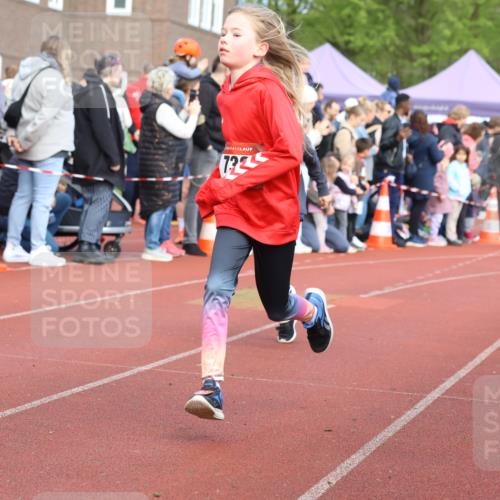 14.04.2024 - Hammer Lauf Strokosch-Dieckow http://msf.ph/oto/6065334 14.04.2024 09:51:29 Ziel 213, 393, 558, 565, 651, 732, 932, 968, 1004, 1136, 1187, 1202, 1214, 1296, 1389, 1398, 213, 393, 558, 565, 651, 732, 932, 968, 1004, 1136, 1187, 1202, 1214, 1296, 1389, 1398 meine-sportfotos.de