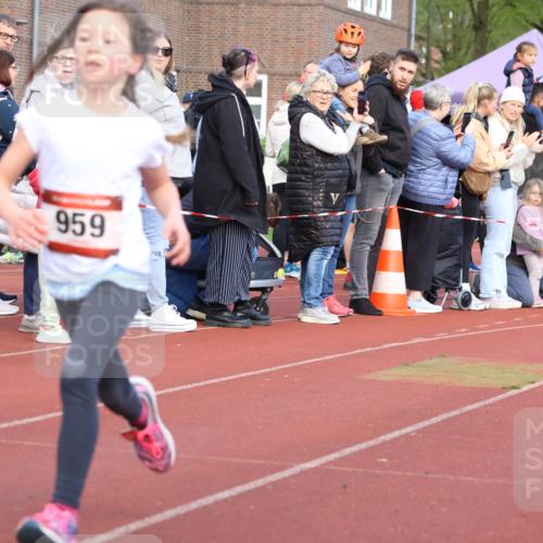 14.04.2024 - Hammer Lauf Strokosch-Dieckow http://msf.ph/oto/6065356 14.04.2024 09:51:44 Ziel 450, 527, 959, 965, 982, 1270, 1404, 450, 527, 959, 965, 982, 1270, 1404 meine-sportfotos.de