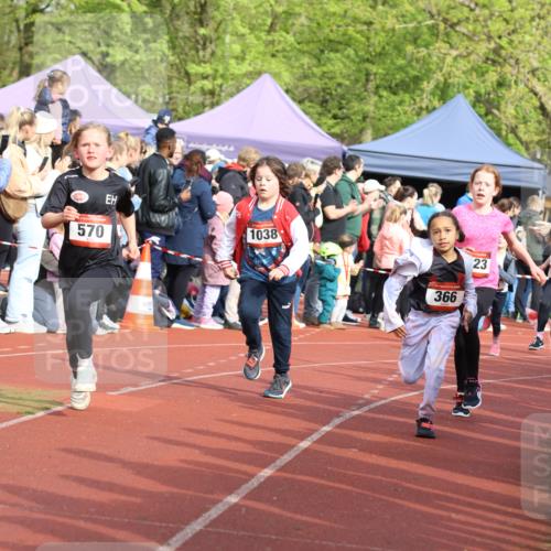 14.04.2024 - Hammer Lauf Strokosch-Dieckow http://msf.ph/oto/6065398 14.04.2024 09:52:00 Ziel 101, 102, 366, 529, 566, 570, 669, 801, 827, 927, 958, 960, 961, 1295, 1299, 1402, 101, 102, 366, 529, 566, 570, 669, 801, 827, 927, 958, 960, 961, 1295, 1299, 1402 meine-sportfotos.de
