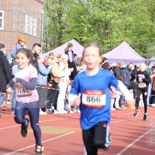 14.04.2024 - Hammer Lauf Strokosch-Dieckow http://msf.ph/oto/6065591 14.04.2024 09:52:27 Ziel 439, 470, 615, 720, 866, 913, 973, 992, 1141, 1245, 1291, 439, 470, 615, 720, 866, 913, 973, 992, 1141, 1245, 1291 meine-sportfotos.de
