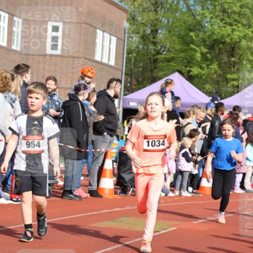 14.04.2024 - Hammer Lauf Strokosch-Dieckow http://msf.ph/oto/6065631 14.04.2024 09:52:32 Ziel 439, 470, 615, 720, 866, 913, 949, 973, 992, 1034, 1141, 1291, 439, 470, 615, 720, 866, 913, 949, 973, 992, 1034, 1141, 1291 meine-sportfotos.de