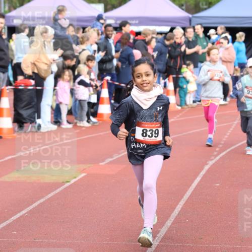 14.04.2024 - Hammer Lauf Strokosch-Dieckow http://msf.ph/oto/6066115 14.04.2024 09:53:38 Ziel 653, 839, 653, 839 meine-sportfotos.de