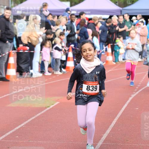14.04.2024 - Hammer Lauf Strokosch-Dieckow http://msf.ph/oto/6066122 14.04.2024 09:53:38 Ziel 653, 839, 653, 839 meine-sportfotos.de