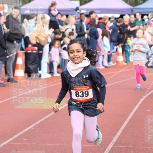 14.04.2024 - Hammer Lauf Strokosch-Dieckow http://msf.ph/oto/6066139 14.04.2024 09:53:38 Ziel 653, 839, 653, 839 meine-sportfotos.de