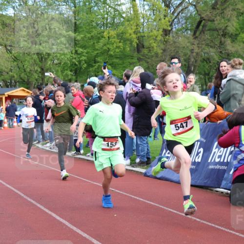 14.04.2024 - Hammer Lauf Strokosch-Dieckow http://msf.ph/oto/6067179 14.04.2024 09:49:12 Ziel 153, 346, 547, 1401 meine-sportfotos.de