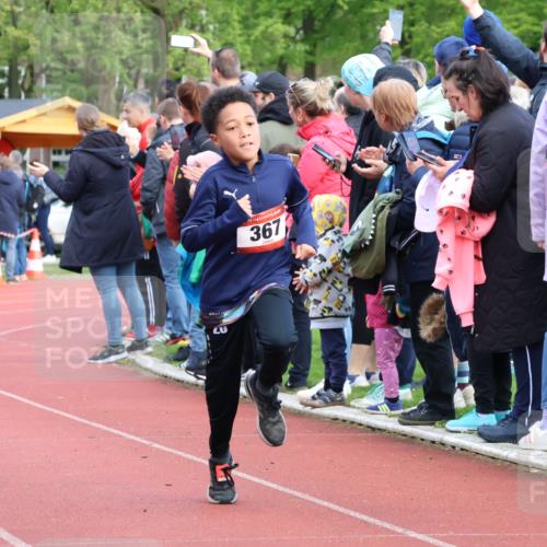 14.04.2024 - Hammer Lauf Strokosch-Dieckow http://msf.ph/oto/6067234 14.04.2024 09:49:22 Ziel 153, 547, 939, 1351 meine-sportfotos.de