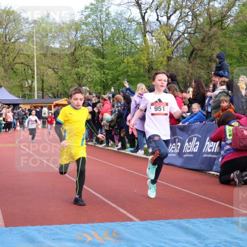 14.04.2024 - Hammer Lauf Strokosch-Dieckow http://msf.ph/oto/6067392 14.04.2024 09:49:43 Ziel 154, 865, 947, 951, 964, 1147 meine-sportfotos.de