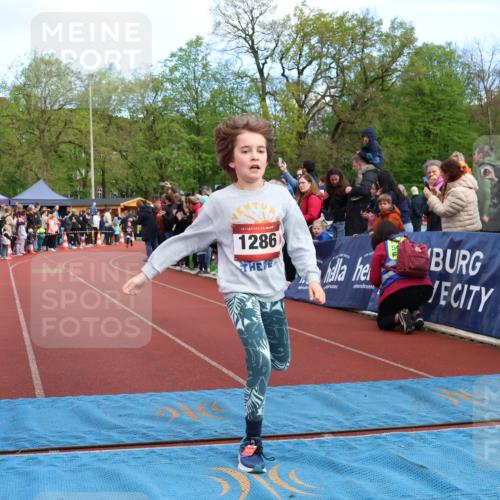 14.04.2024 - Hammer Lauf Strokosch-Dieckow http://msf.ph/oto/6067626 14.04.2024 09:50:06 Ziel 449, 504, 513, 647, 926, 938, 940, 953, 1024, 1161, 1286, 1343 meine-sportfotos.de