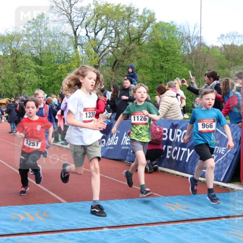 14.04.2024 - Hammer Lauf Strokosch-Dieckow http://msf.ph/oto/6067811 14.04.2024 09:50:24 Ziel 197, 484, 736, 737, 739, 787, 863, 884, 899, 952, 966, 1005, 1019, 1040, 1065, 1126, 1339 meine-sportfotos.de