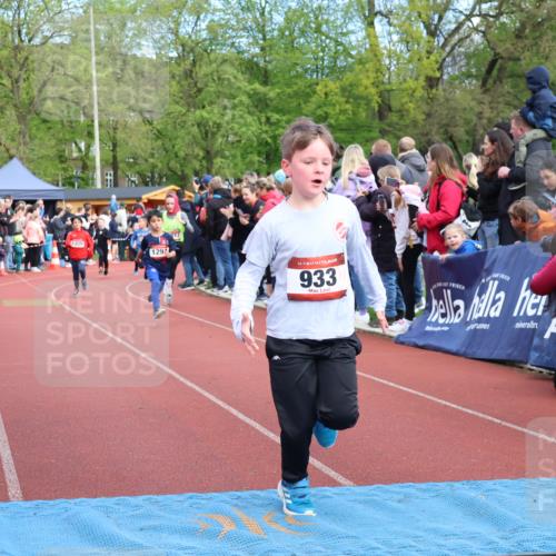 14.04.2024 - Hammer Lauf Strokosch-Dieckow http://msf.ph/oto/6067855 14.04.2024 09:50:28 Ziel 197, 736, 737, 787, 840, 863, 884, 899, 933, 952, 966, 998, 1005, 1040, 1065, 1126, 1191, 1251, 1339 meine-sportfotos.de