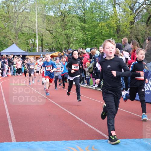14.04.2024 - Hammer Lauf Strokosch-Dieckow http://msf.ph/oto/6067929 14.04.2024 09:50:35 Ziel 840, 933, 942, 998, 1007, 1191, 1251, 1259, 1294, 1377 meine-sportfotos.de