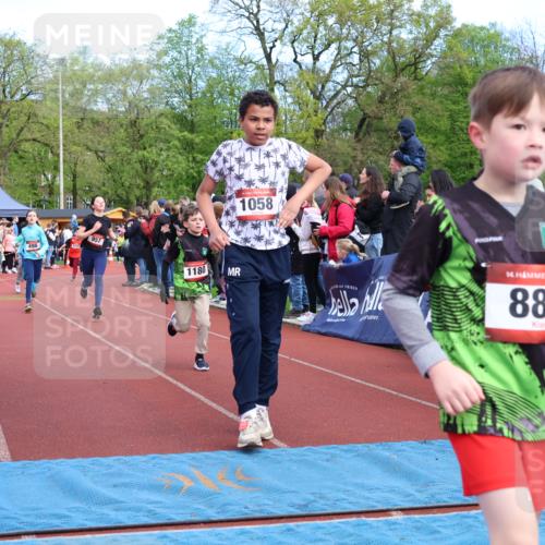 14.04.2024 - Hammer Lauf Strokosch-Dieckow http://msf.ph/oto/6068077 14.04.2024 09:50:45 Ziel 664, 749, 760, 786, 824, 855, 885, 936, 942, 969, 970, 974, 993, 1006, 1017, 1039, 1057, 1058, 1143, 1203, 1277, 1285, 1324 meine-sportfotos.de