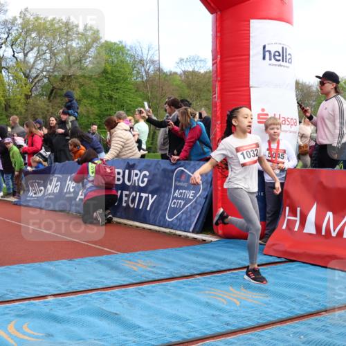 14.04.2024 - Hammer Lauf Strokosch-Dieckow http://msf.ph/oto/6068269 14.04.2024 09:50:58 Ziel 514, 542, 633, 640, 648, 705, 832, 967, 978, 1032, 1035, 1252, 1362, 1394 meine-sportfotos.de