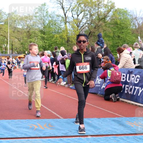 14.04.2024 - Hammer Lauf Strokosch-Dieckow http://msf.ph/oto/6068442 14.04.2024 09:51:07 Ziel 555, 591, 630, 666, 832, 854, 978, 995, 1027, 1032 meine-sportfotos.de