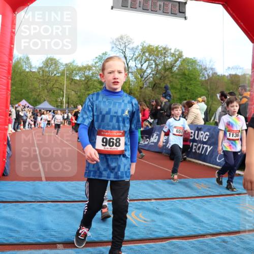 14.04.2024 - Hammer Lauf Strokosch-Dieckow http://msf.ph/oto/6068833 14.04.2024 09:51:28 Ziel 213, 393, 431, 558, 565, 651, 751, 968, 1004, 1042, 1136, 1187, 1202, 1284, 1296, 1297, 1389 meine-sportfotos.de