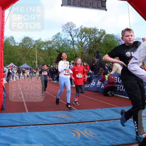 14.04.2024 - Hammer Lauf Strokosch-Dieckow http://msf.ph/oto/6068917 14.04.2024 09:51:31 Ziel 213, 393, 431, 558, 565, 651, 751, 932, 968, 1004, 1136, 1187, 1202, 1214, 1296, 1389, 1398 meine-sportfotos.de