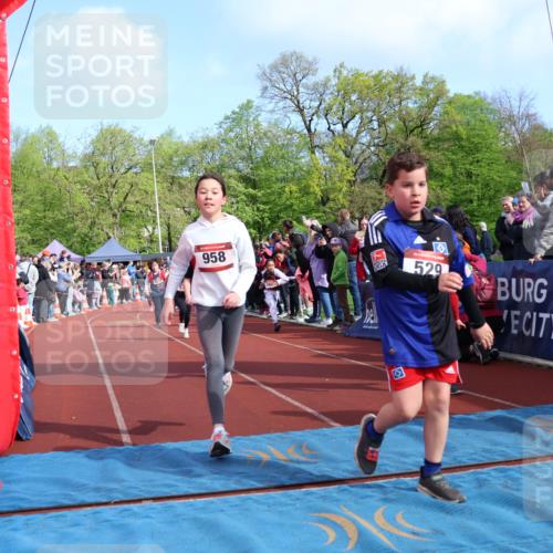 14.04.2024 - Hammer Lauf Strokosch-Dieckow http://msf.ph/oto/6069374 14.04.2024 09:52:01 Ziel 101, 102, 529, 566, 669, 801, 927, 958, 961, 1295, 1299, 1402 meine-sportfotos.de