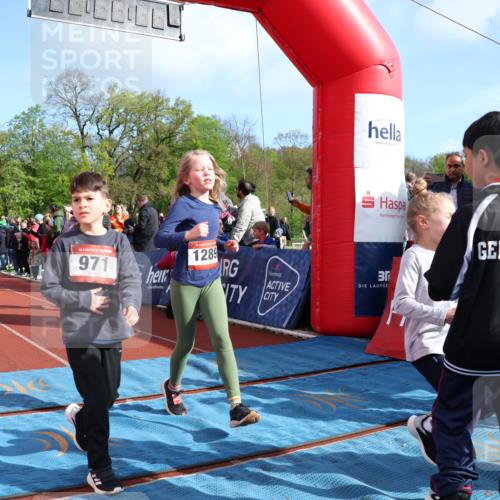 14.04.2024 - Hammer Lauf Strokosch-Dieckow http://msf.ph/oto/6069535 14.04.2024 09:52:11 Ziel 366, 428, 465, 529, 570, 703, 827, 958, 960, 971, 1038, 1289, 1313, 1323 meine-sportfotos.de