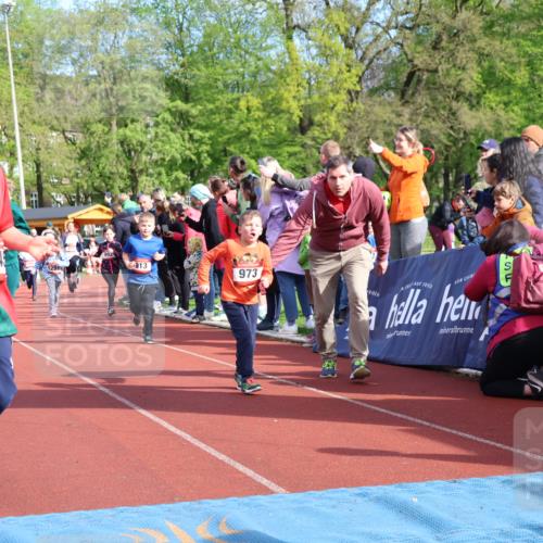 14.04.2024 - Hammer Lauf Strokosch-Dieckow http://msf.ph/oto/6069754 14.04.2024 09:52:23 Ziel 838, 962, 1179, 1245, 1307, 1320, 1336 meine-sportfotos.de