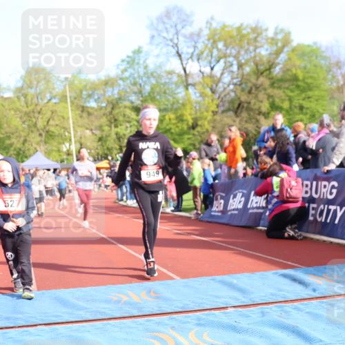 14.04.2024 - Hammer Lauf Strokosch-Dieckow http://msf.ph/oto/6069940 14.04.2024 09:52:33 Ziel 439, 470, 615, 720, 866, 913, 949, 973, 992, 1141, 1245, 1291 meine-sportfotos.de