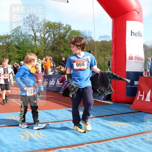 14.04.2024 - Hammer Lauf Strokosch-Dieckow http://msf.ph/oto/6070107 14.04.2024 09:52:41 Ziel 569, 672, 949, 996, 1034, 1226 meine-sportfotos.de